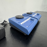 IKA Vortex 4 Basic Vortex Mixer - Quantity 2 image 0
